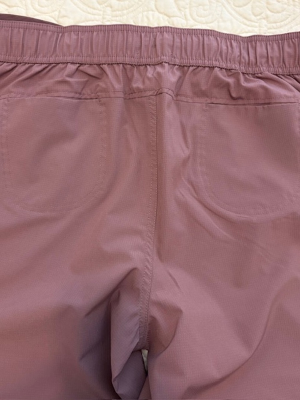 Eddie Bauer Rainier Active Water Repel Capri Pants Women Size L Mauve Polyester - Picture 3 of 6